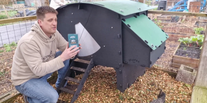 The benefits of an Automatic Door for Chicken Coops